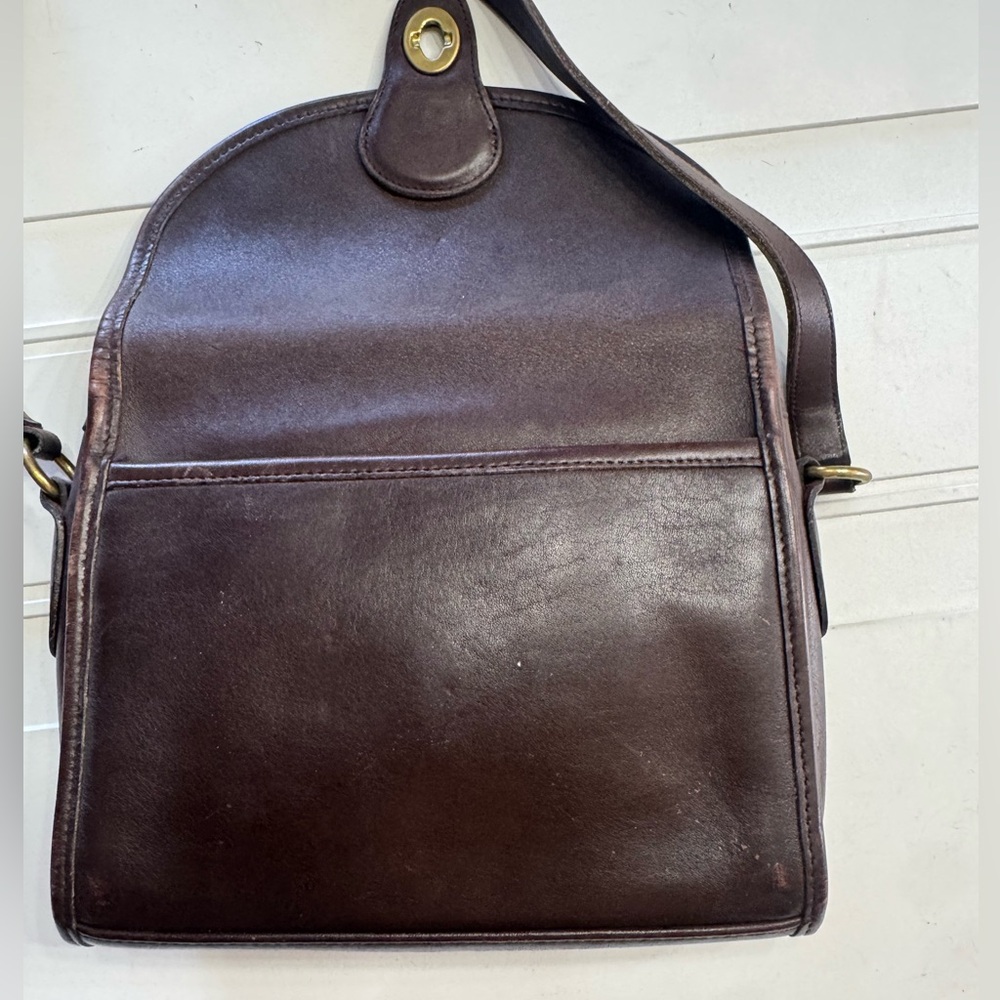 Coach Vintage Devon Mahogany Brown 9908 Crossbody Bag Purse Turnlock Leather - Picture 5 of 8